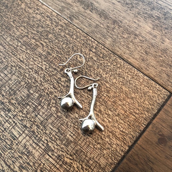 Peruvian 950 silver earrings - Picture 2 of 4